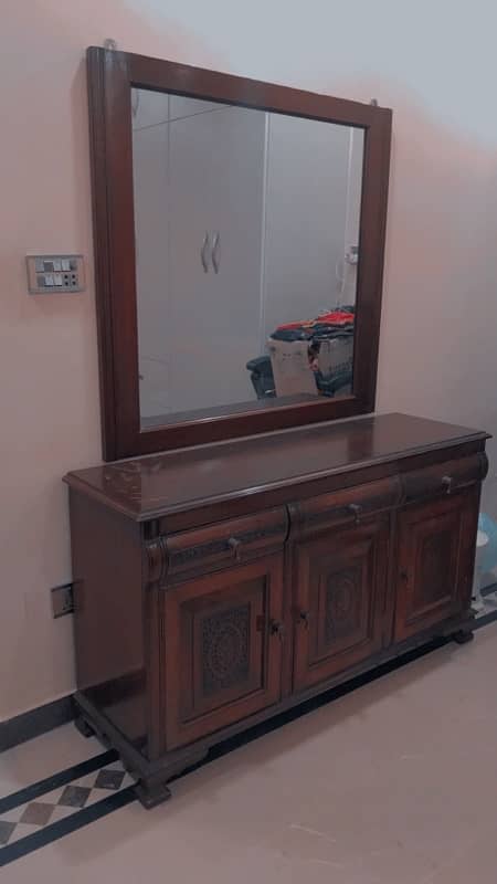 console with full size mirror 2