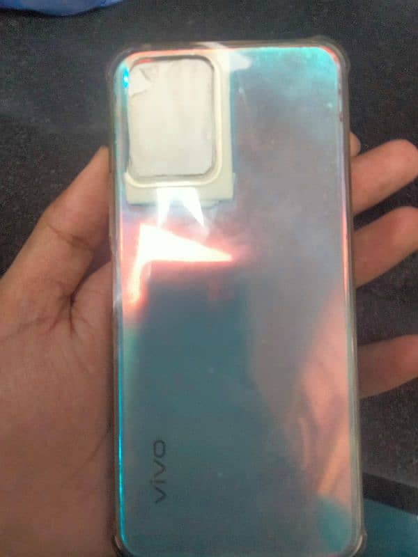 vivo y33s mobile hai non Pta hai bahir se Aya hai urgent sell krna hai 1