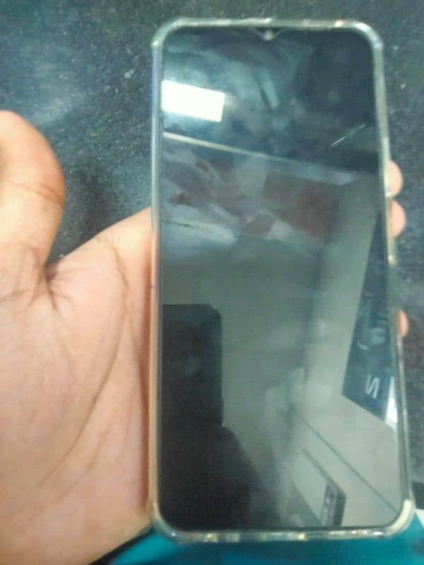 vivo y33s mobile hai non Pta hai bahir se Aya hai urgent sell krna hai 3