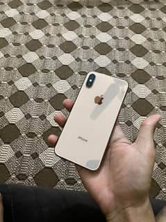 iPhone Xs 0