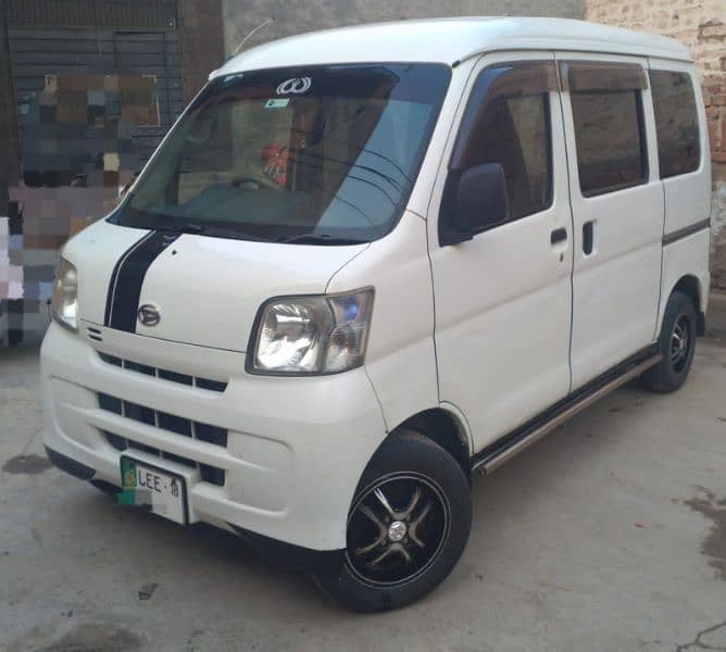 Daihatsu Hijet 2018 10