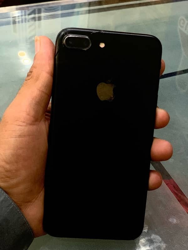 iPhone 7 plus 128 gb 3