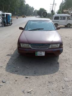 Nissan sunny 2001