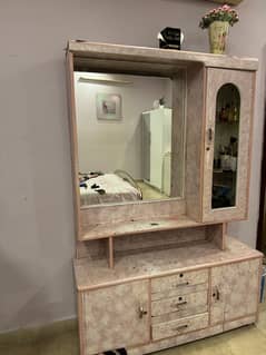 Dressing table