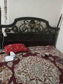 chaniotee wooden bed in king size