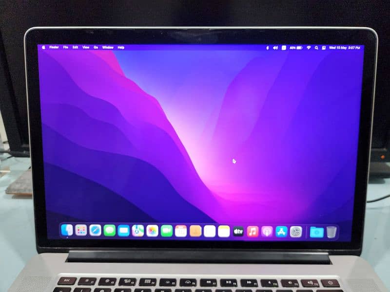 Apple Macbook Pro 15" 2015 i7 16gb 1tb 2gb 2