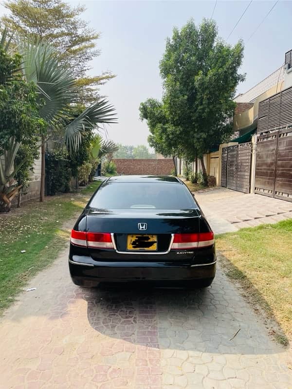 Honda Accord 2005 1