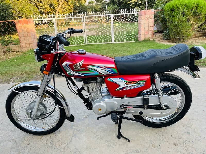 HONDA 125 Model 2023 total original 4