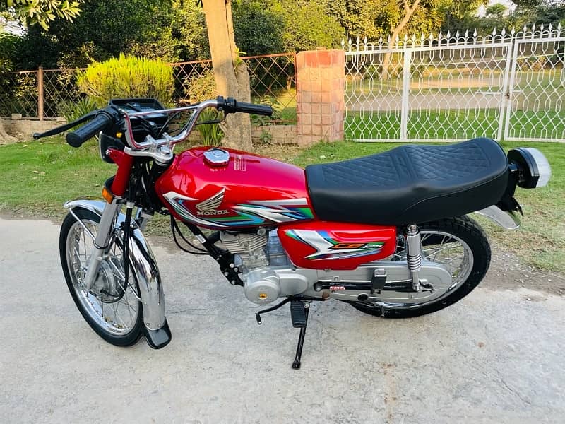 HONDA 125 Model 2023 total original 10