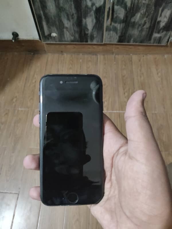 IPHONE 8 pta 64gb 3