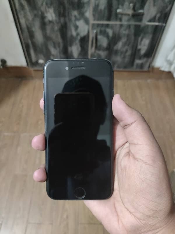 IPHONE 8 pta 64gb 5