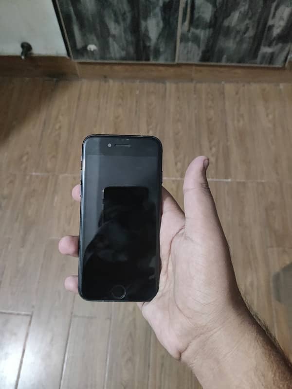 IPHONE 8 pta 64gb 11