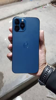 Iphone 12 pro max JV with infinix smart 6