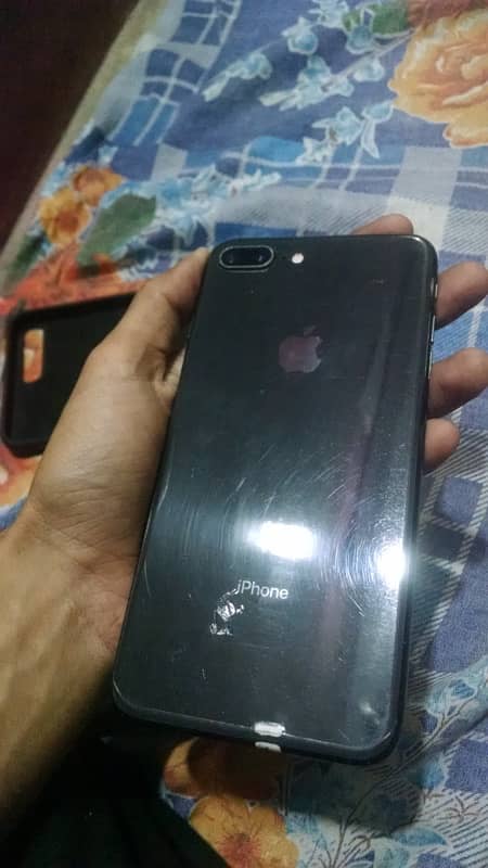 iPhone 8 Plus NON PTA 0