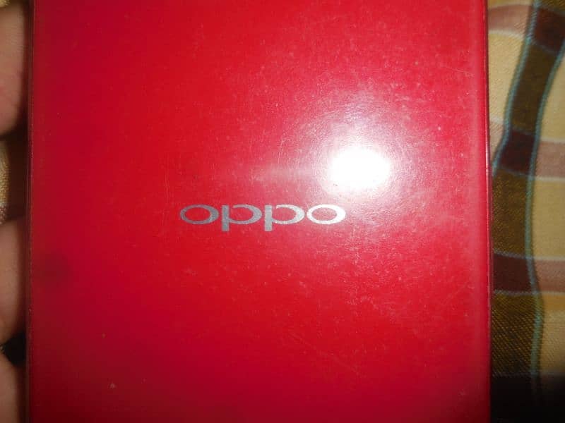 OPPO A3S Mobile 4