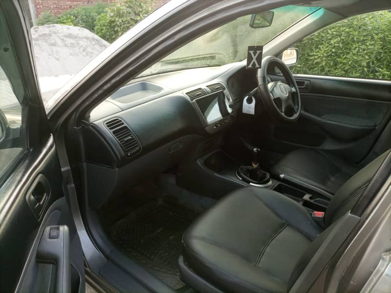 HOME USED HONDA CIVIC VTi 2002 VERY NEAT & CLEAN LIKE NEW 0300 9659991 10