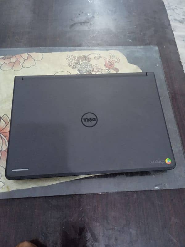 Dell Chromebooks laptop 2/16 1