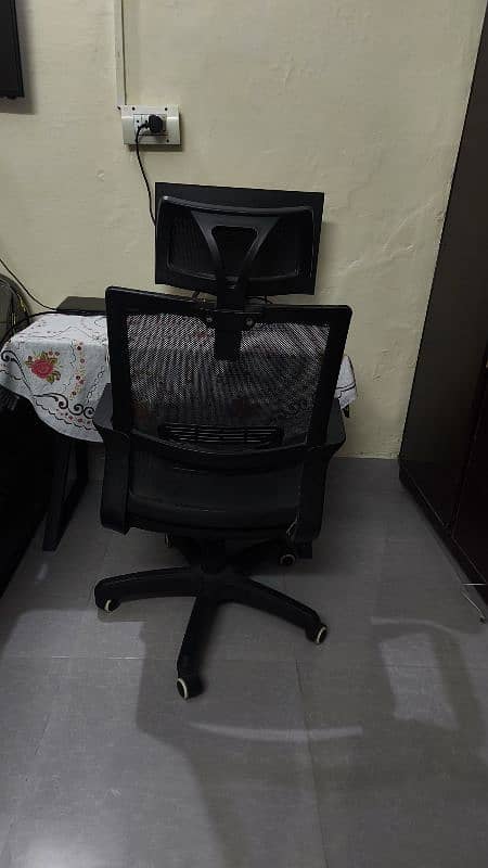 Executive Office chair 1