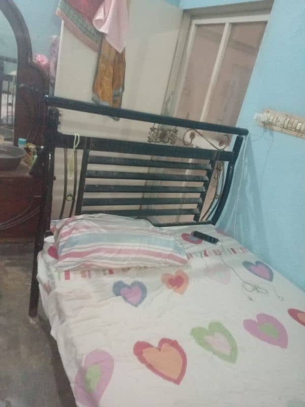 IRON BED FOR SALE 4by6 3