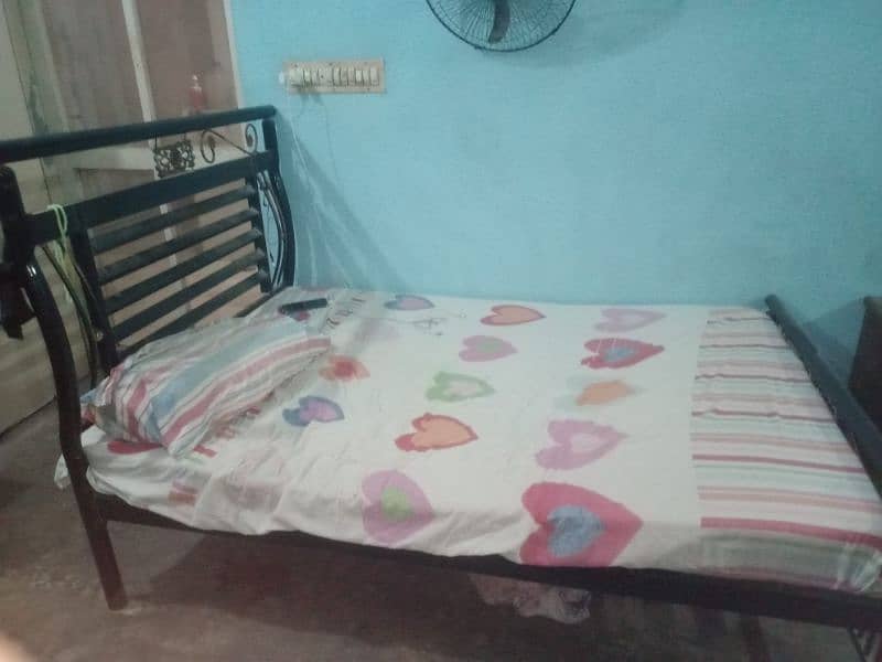 IRON BED FOR SALE 4by6 9