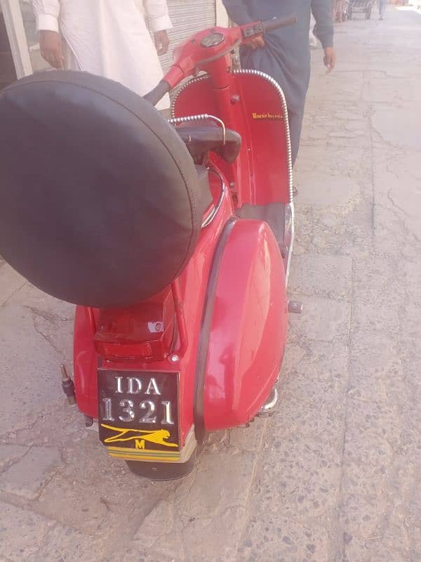 vespa good condition 2