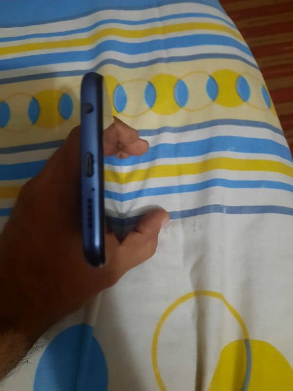 Redmi Note 9 pro in good condition for sale 2