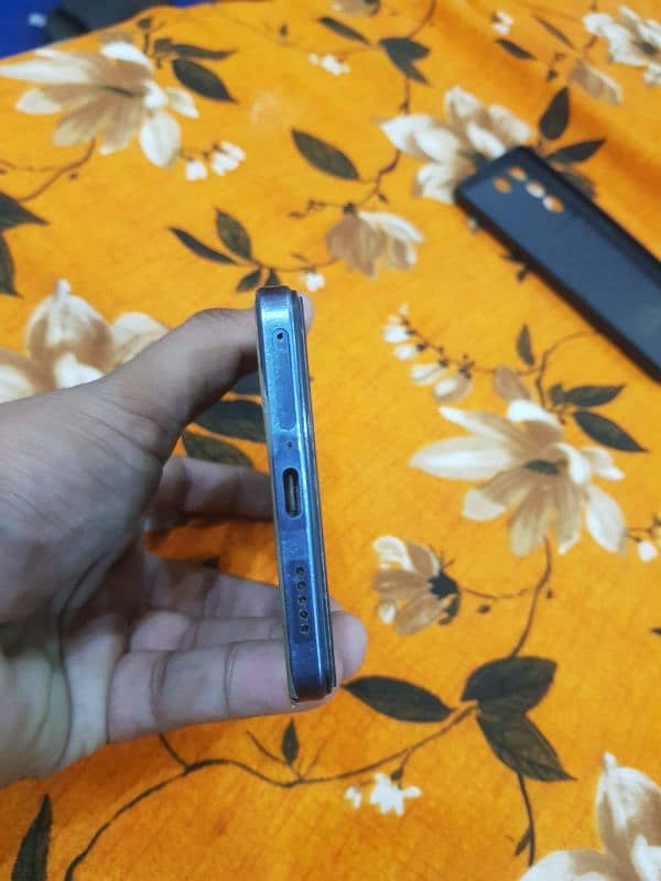 vivo v27E new mobile condition 1st hand use 3