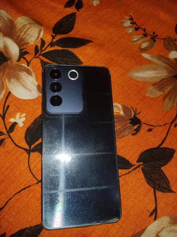 vivo v27E new mobile condition 1st hand use 6