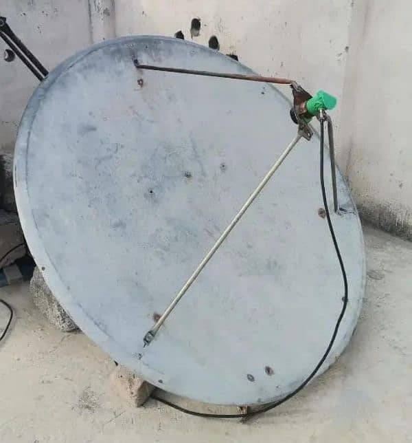 Startrak 4 feet Dish 0