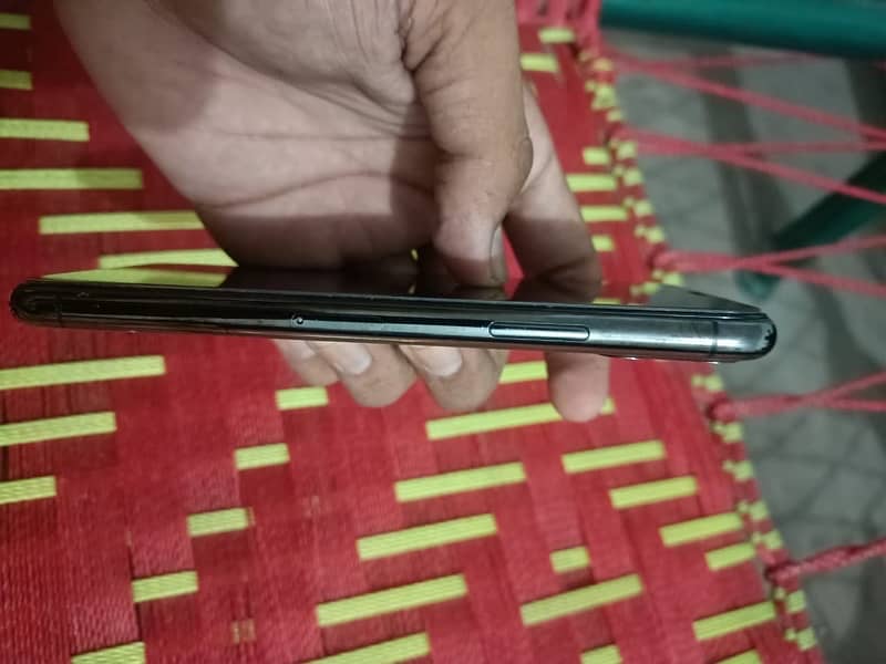 iphone 11 pro non pta 64gb bettary health 71% urgent sale 5