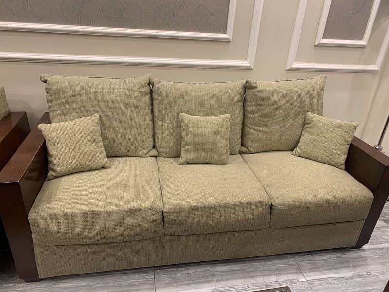 Sofa set for sale 0