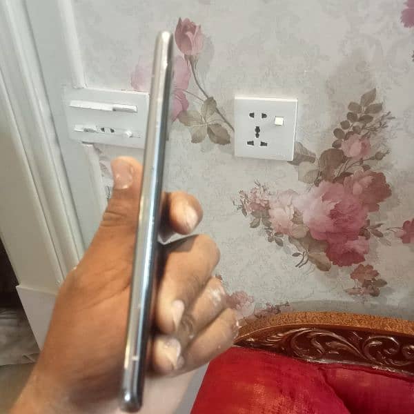 one plus. 9 pro.  256 GB. 10/10 condition. one hand use 3