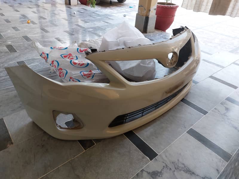 Corrola 2011, 2012, 2013 Front Bumper, Xli Gli front bumper 0