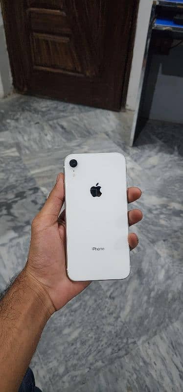 Iphone Xr, 64Gb, ,LLA Model, Non Jv 1