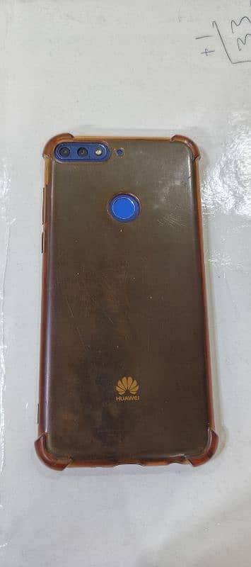 Huawei Y7Prime 2018 4