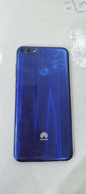 Huawei Y7Prime 2018 5