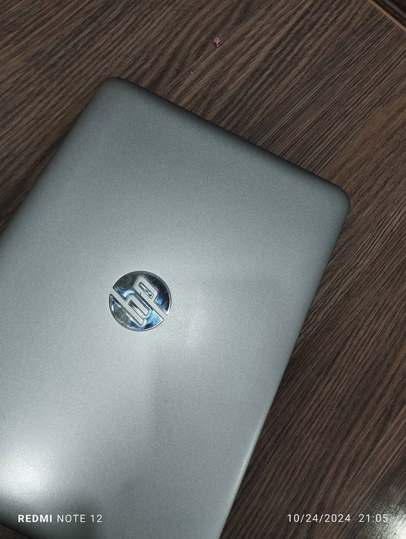 urgent sale Hp Elitebook 820 G3 - Core i5 6th Generation 4