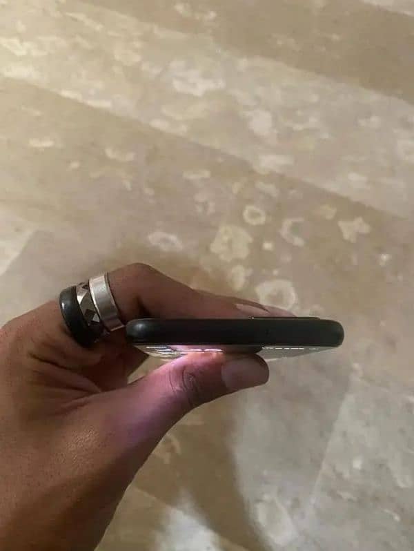 Google pixel 4 arjant sale or munasib price passo ki zarurat ha emrgcy 3