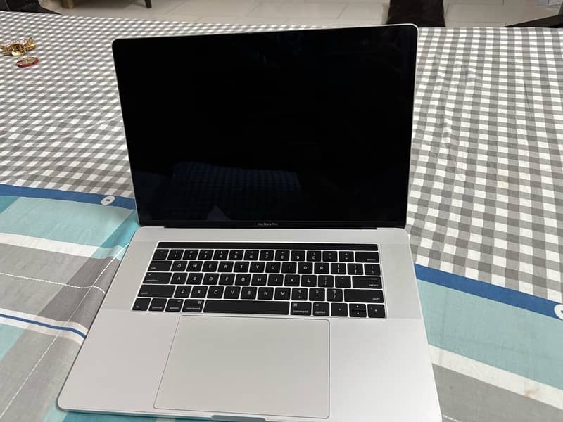 Macbook Pro 15 2016 7