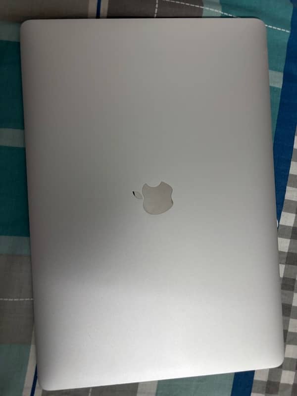 Macbook Pro 15 2016 9