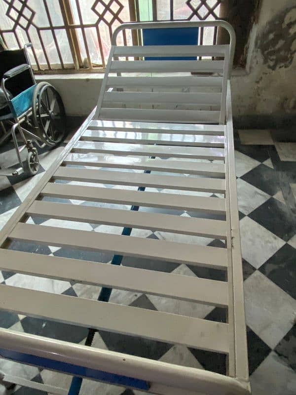 Revolving bed 6