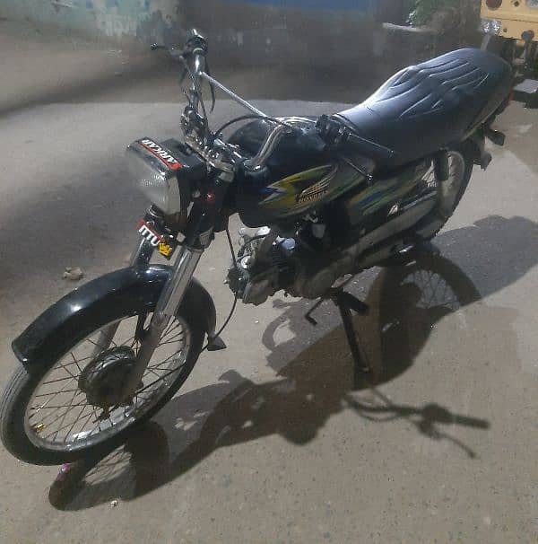 Honda. s bike hay fast hunar hay tora bohot kam hai bike may 3