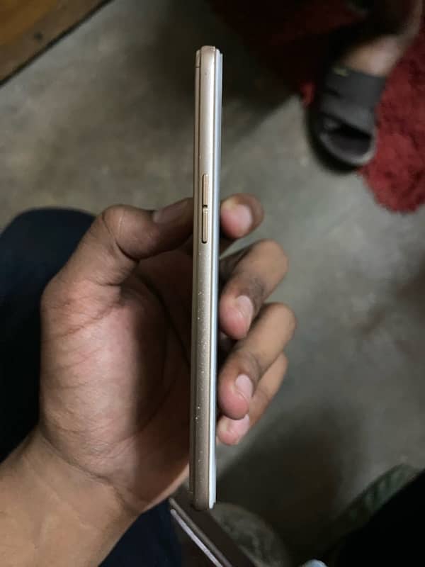 oppo A37m 4