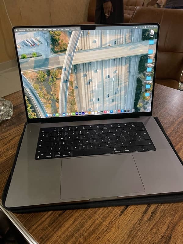 mackbook pro m1 16 inches 3