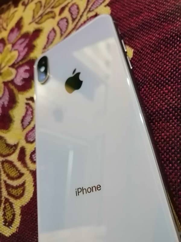 iphone xs 1