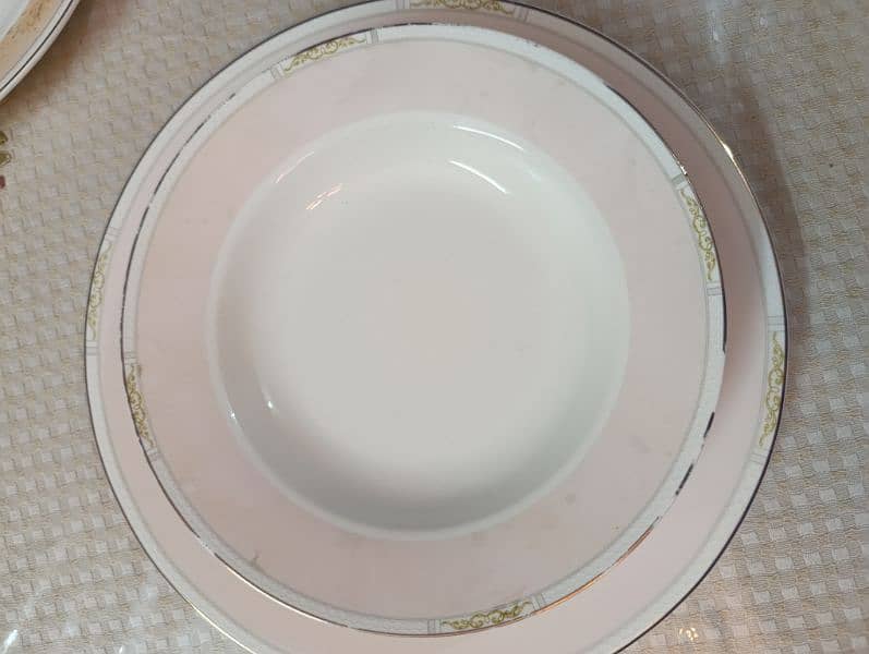 Dinner Set Of 8 service 4