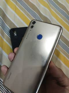 Honor 8c phone 4gb ram 32gb rom excellent condition