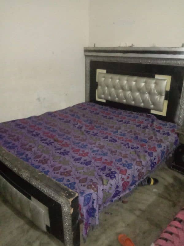 King size bed with mattress for sale 5