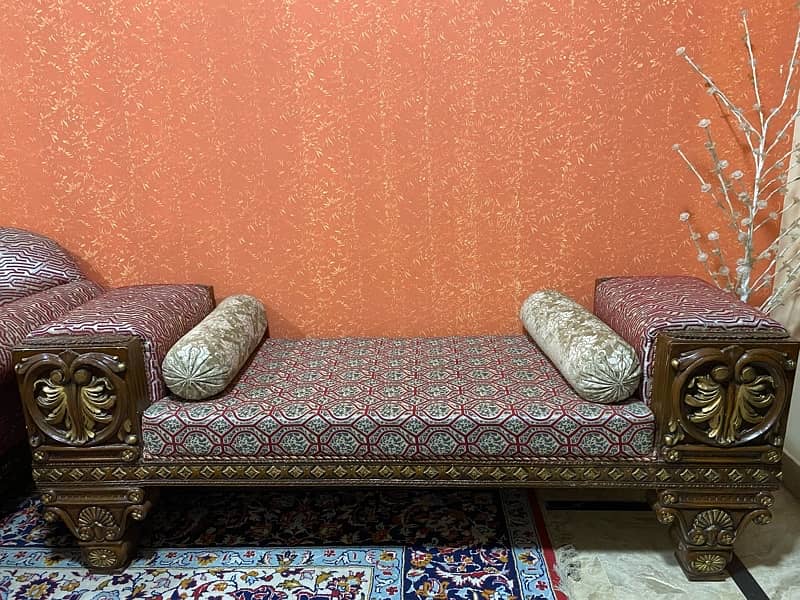 Used Sofa set in very good condition 2