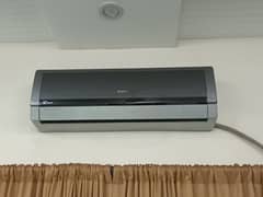 Urgent Sale Gree Inverter G10